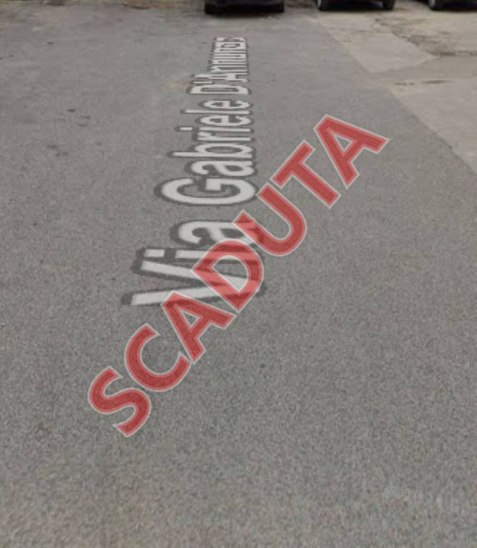 locale di sgombero in vendita a San Cataldo