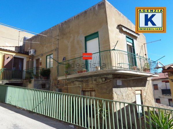 casa indipendente in vendita a San Cataldo