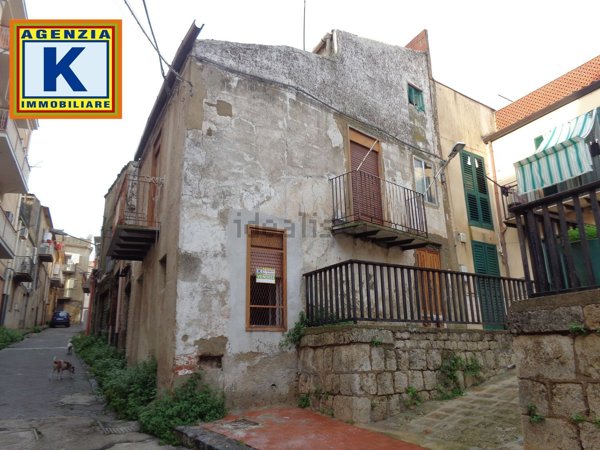 casa indipendente in vendita a San Cataldo