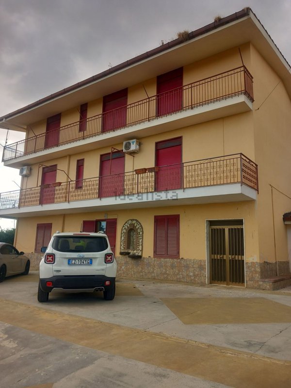 casa indipendente in vendita a San Cataldo