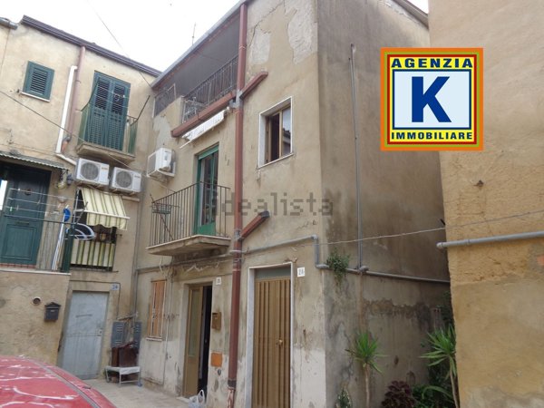 casa indipendente in vendita a San Cataldo