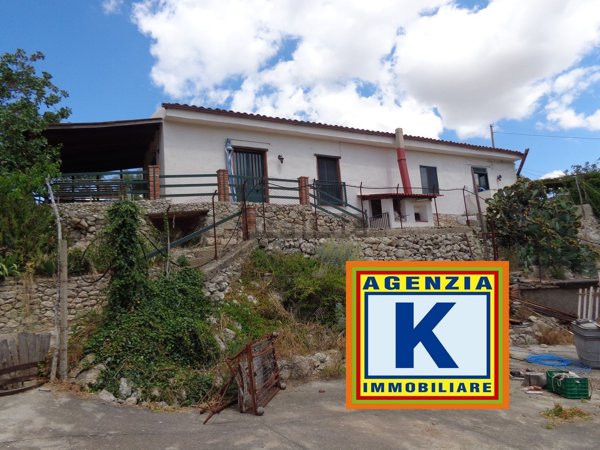 casa indipendente in vendita a San Cataldo