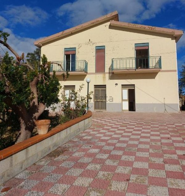 casa indipendente in vendita a San Cataldo