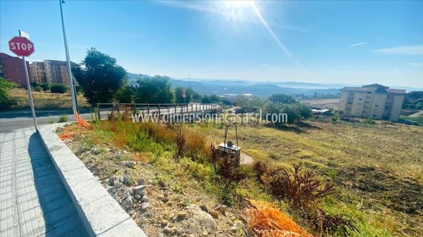 terreno edificabile in vendita a San Cataldo