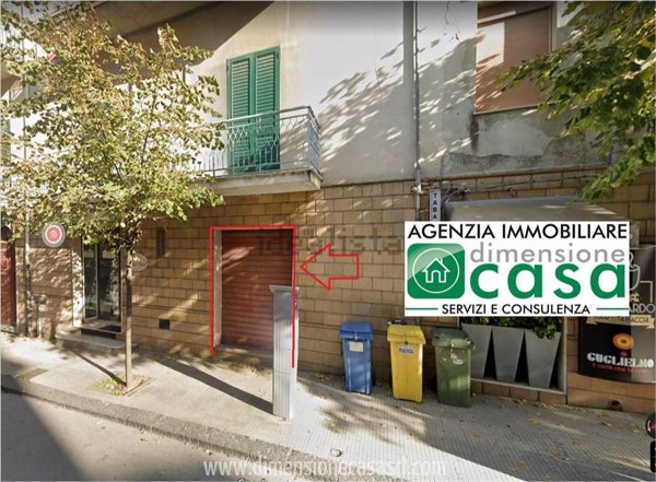locale commerciale in vendita a San Cataldo