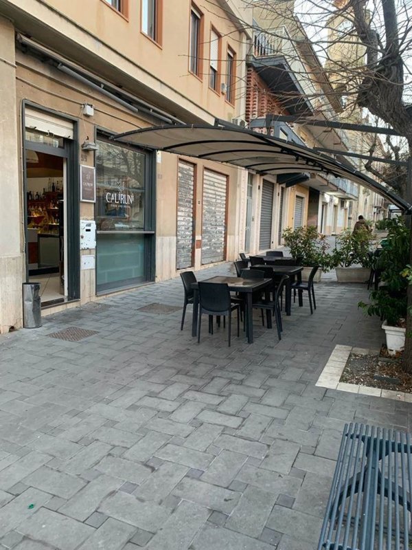 locale commerciale in vendita a San Cataldo