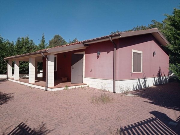 casa indipendente in vendita a San Cataldo