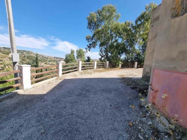 casa indipendente in vendita a San Cataldo