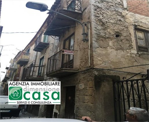 casa indipendente in vendita a San Cataldo