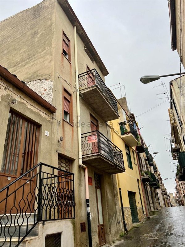 casa indipendente in vendita a San Cataldo