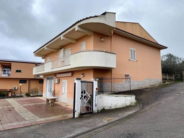 casa indipendente in vendita a San Cataldo