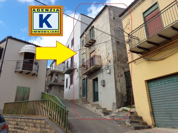 casa indipendente in vendita a San Cataldo