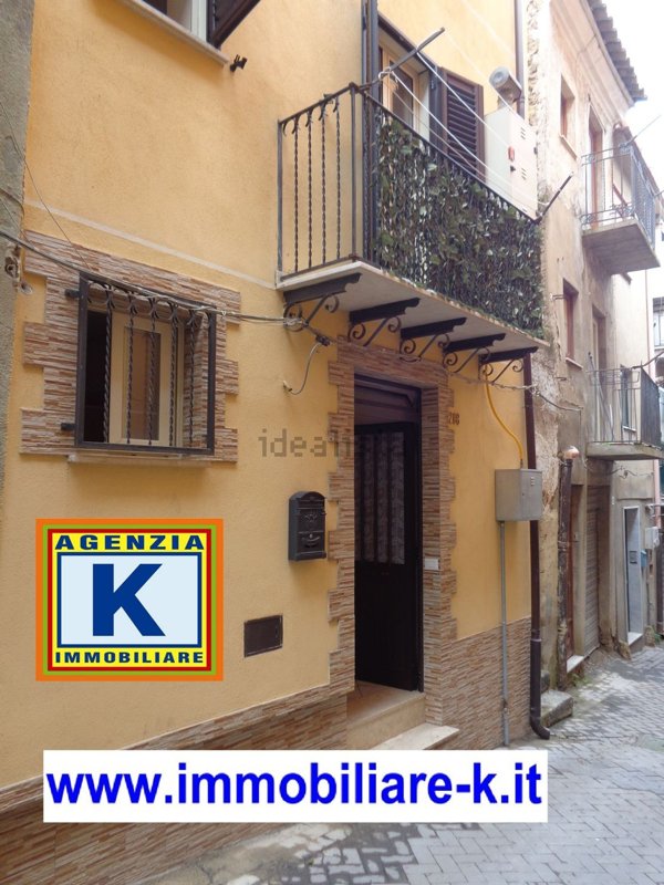 casa indipendente in vendita a San Cataldo