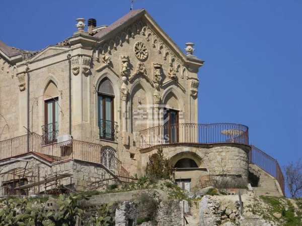 casa indipendente in vendita a San Cataldo