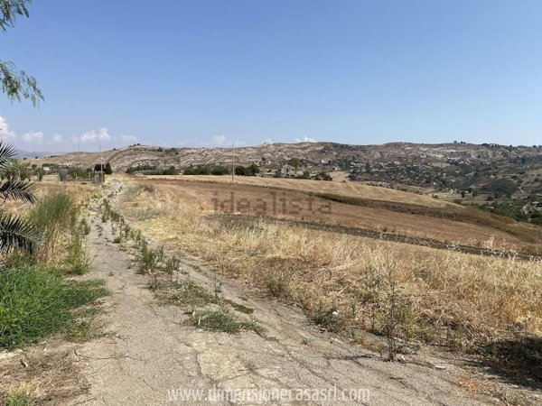 terreno agricolo in vendita a San Cataldo