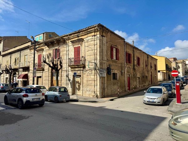 casa semindipendente in vendita a San Cataldo
