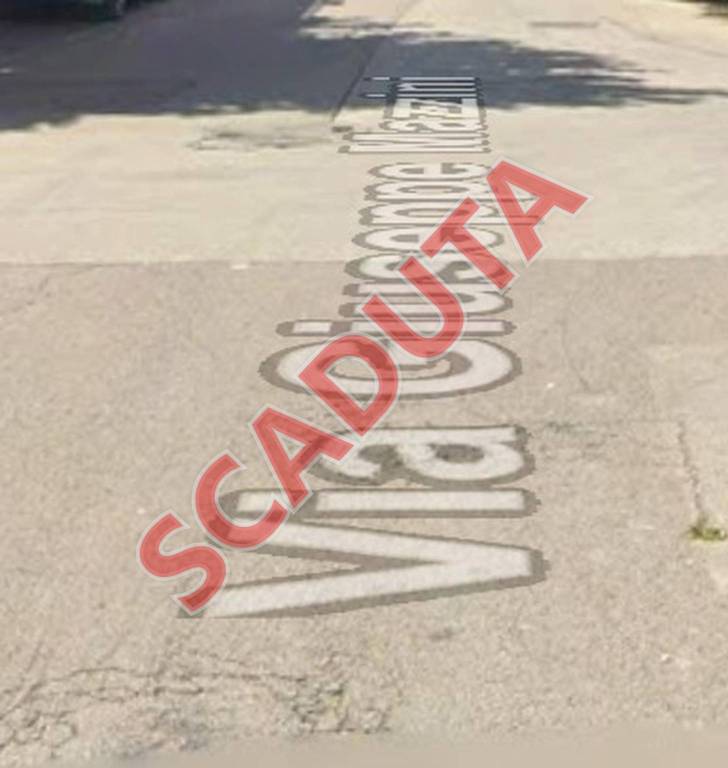 negozio in vendita a San Cataldo