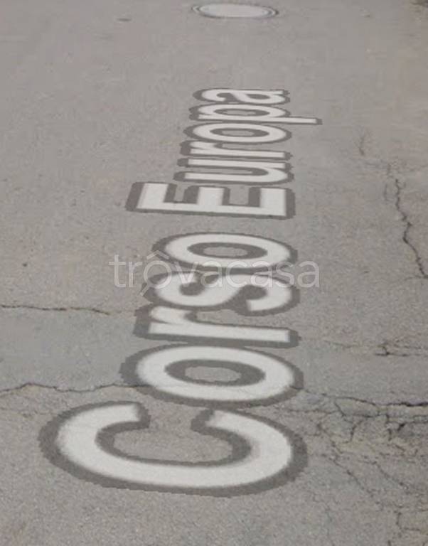 locale commerciale in vendita a San Cataldo