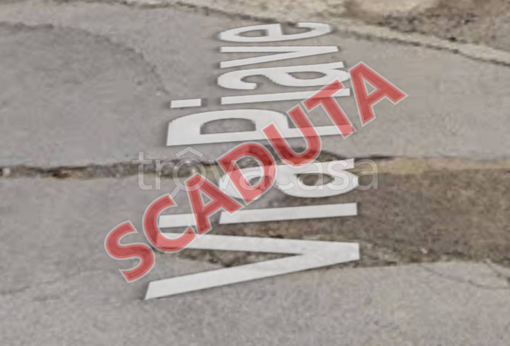 negozio in vendita a San Cataldo