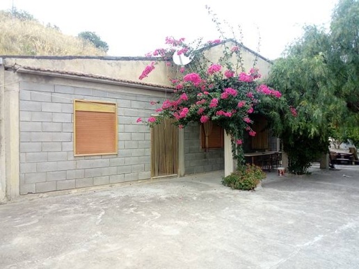 casa indipendente in vendita a San Cataldo