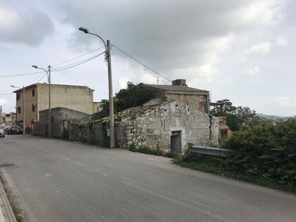 casale in vendita a San Cataldo