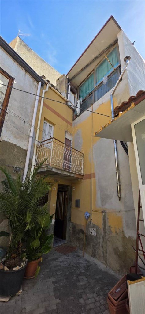 casa indipendente in vendita a San Cataldo