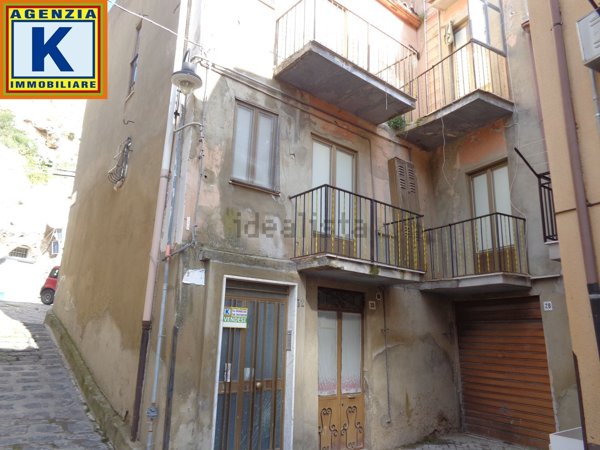 casa indipendente in vendita a San Cataldo