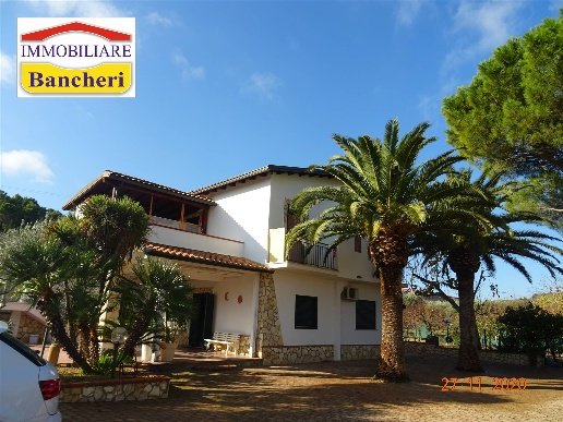 casa indipendente in vendita a San Cataldo
