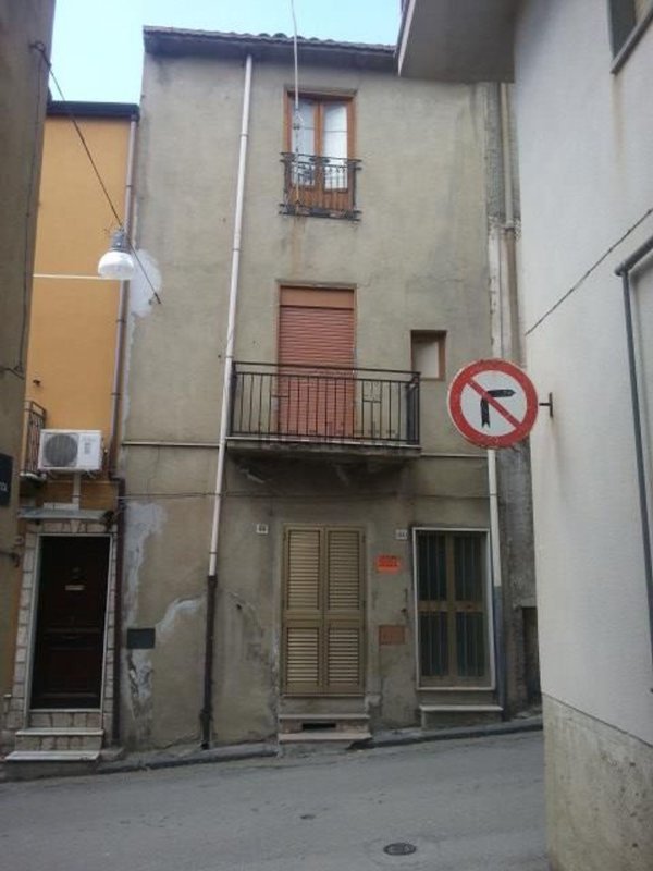 casa indipendente in vendita a San Cataldo