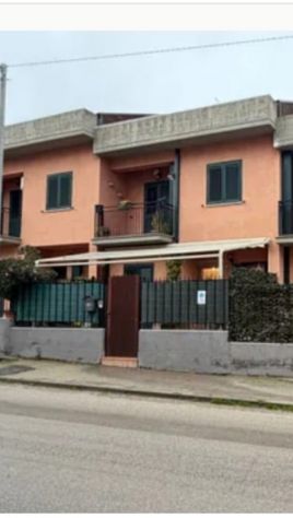 casa indipendente in vendita a San Cataldo