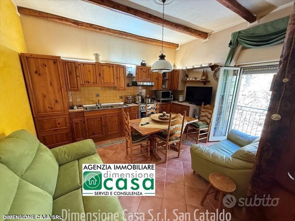 casa indipendente in vendita a San Cataldo