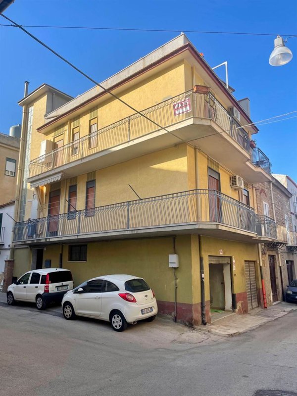 casa indipendente in vendita a San Cataldo