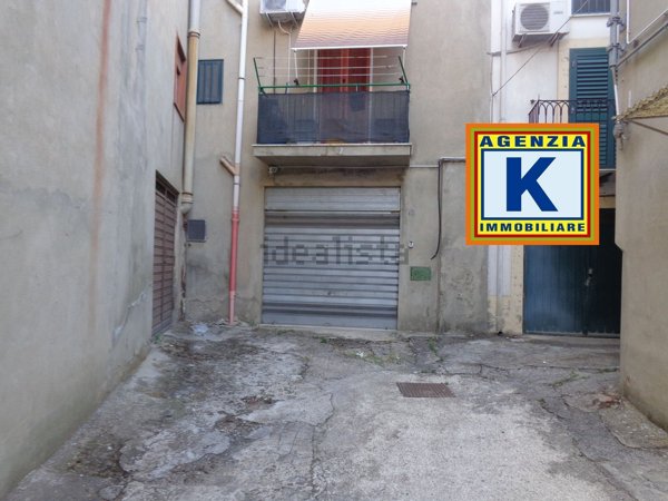 box auto in vendita a San Cataldo