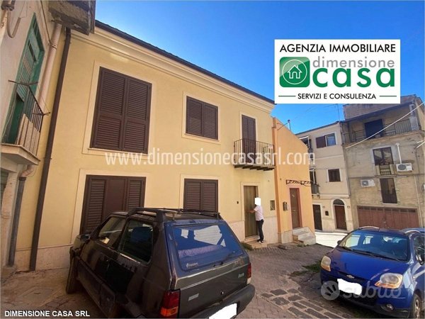 casa indipendente in vendita a San Cataldo