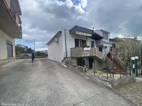 casa indipendente in vendita a San Cataldo