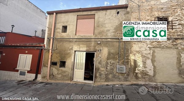 casa indipendente in vendita a San Cataldo