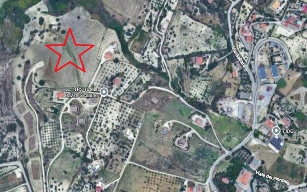 terreno in vendita a San Cataldo