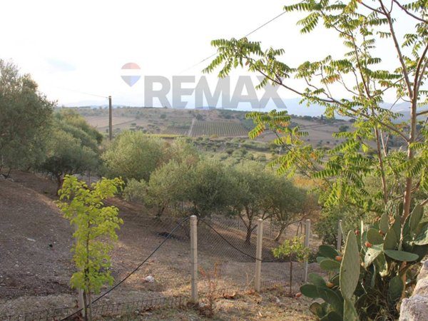 casa indipendente in vendita a San Cataldo