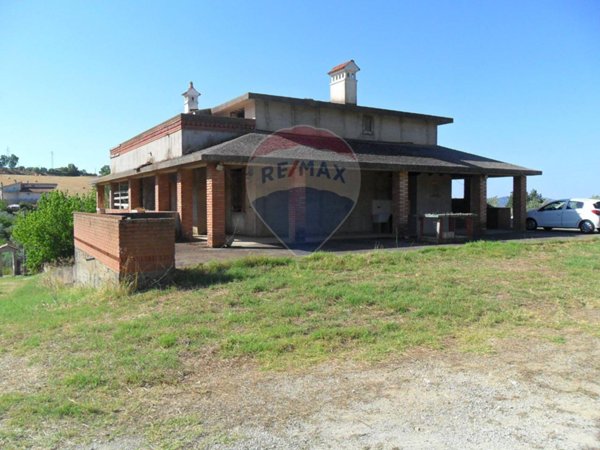 casa indipendente in vendita a Santa Caterina Villarmosa