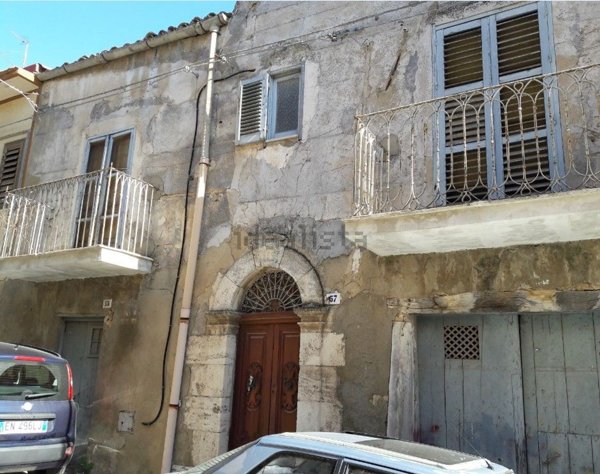casa semindipendente in vendita a Serradifalco in zona Centro Storico