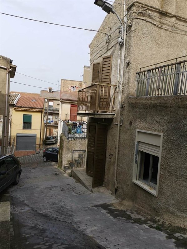 appartamento in vendita a Serradifalco in zona Centro Storico