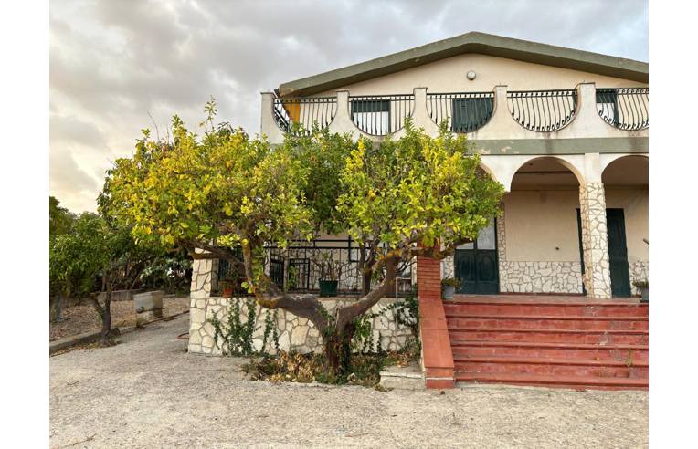 casa indipendente in vendita a Sommatino
