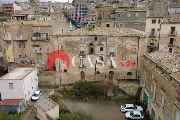 casa indipendente in vendita ad Agira