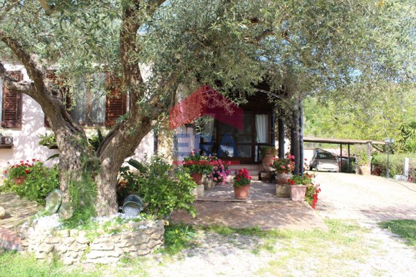 casa indipendente in vendita ad Agira