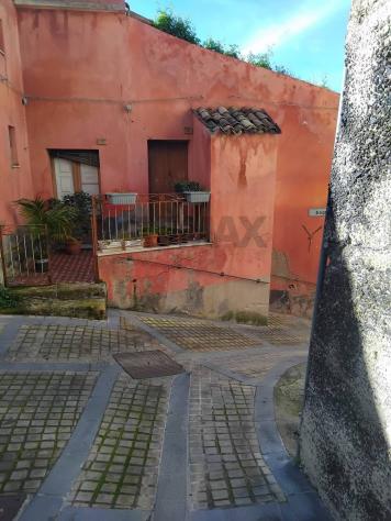 casa indipendente in vendita ad Agira