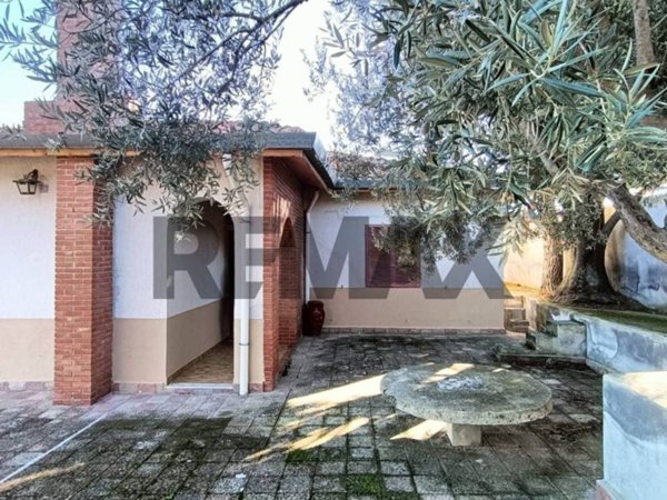 casa indipendente in vendita ad Agira