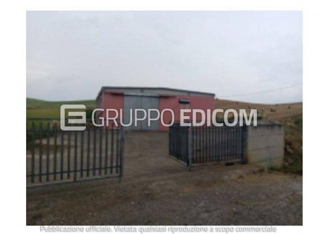 locale commerciale in vendita ad Aidone