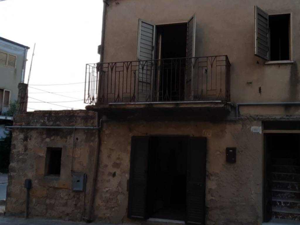 appartamento in vendita ad Aidone