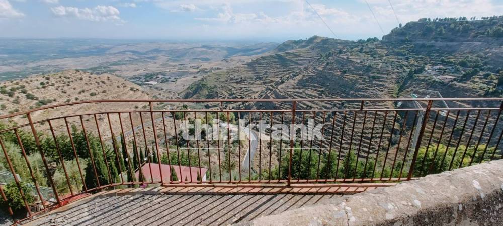 casale in vendita ad Aidone