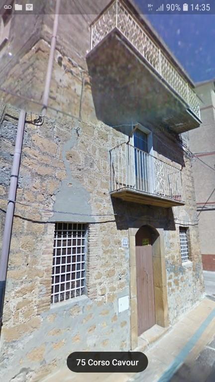 casa indipendente in vendita ad Aidone